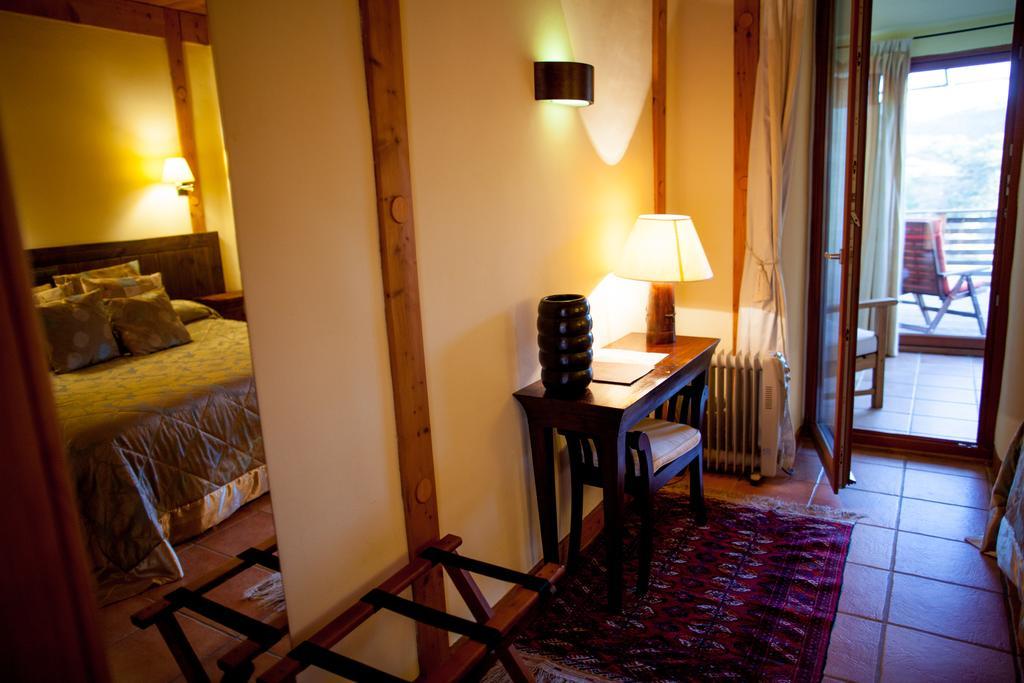 Mas Del Bot Guest House Valderrobres Exterior photo