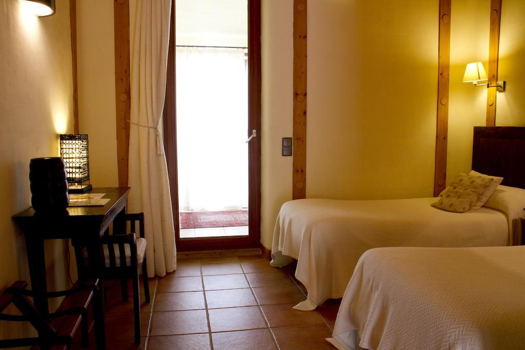 Mas Del Bot Guest House Valderrobres Exterior photo