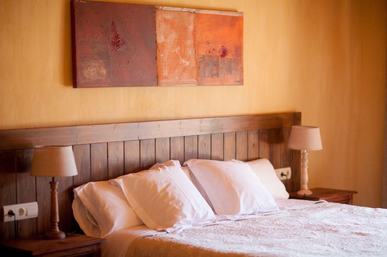 Mas Del Bot Guest House Valderrobres Exterior photo