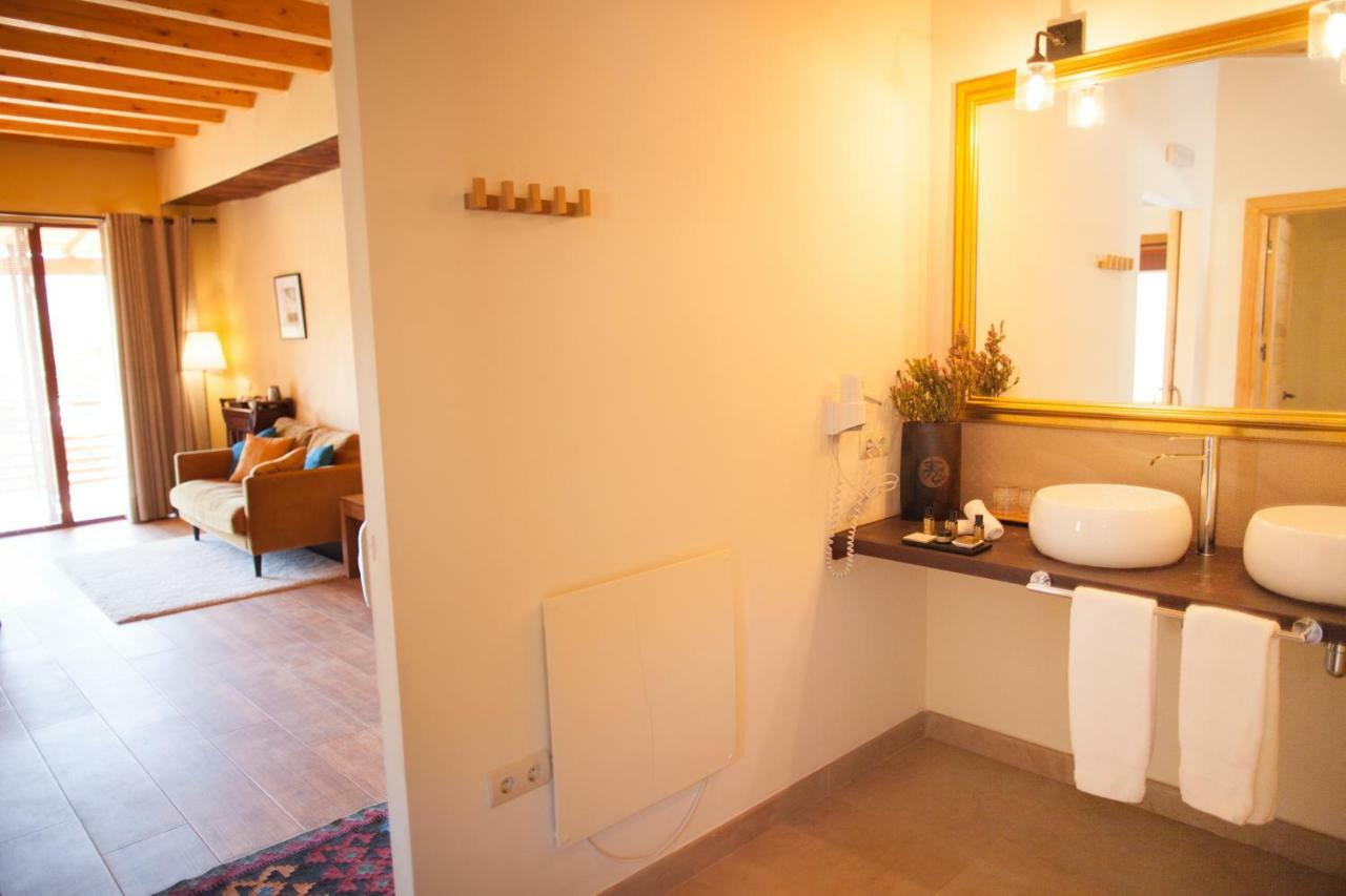 Mas Del Bot Guest House Valderrobres Exterior photo